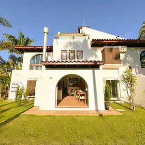Apartamento Ap/casa Com Jardim Em Na Beira Da, Florianópolis